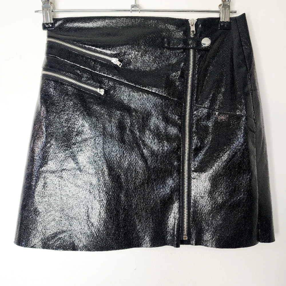 Francesca's Gwen Faux Leather Zip Up Mini Skirt